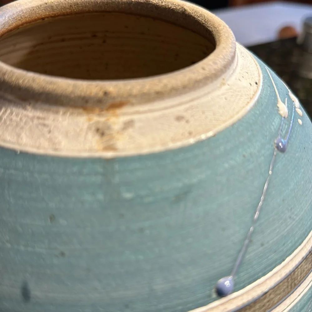 Donn Hedman pottery jar with lid - Picture 6 of 8